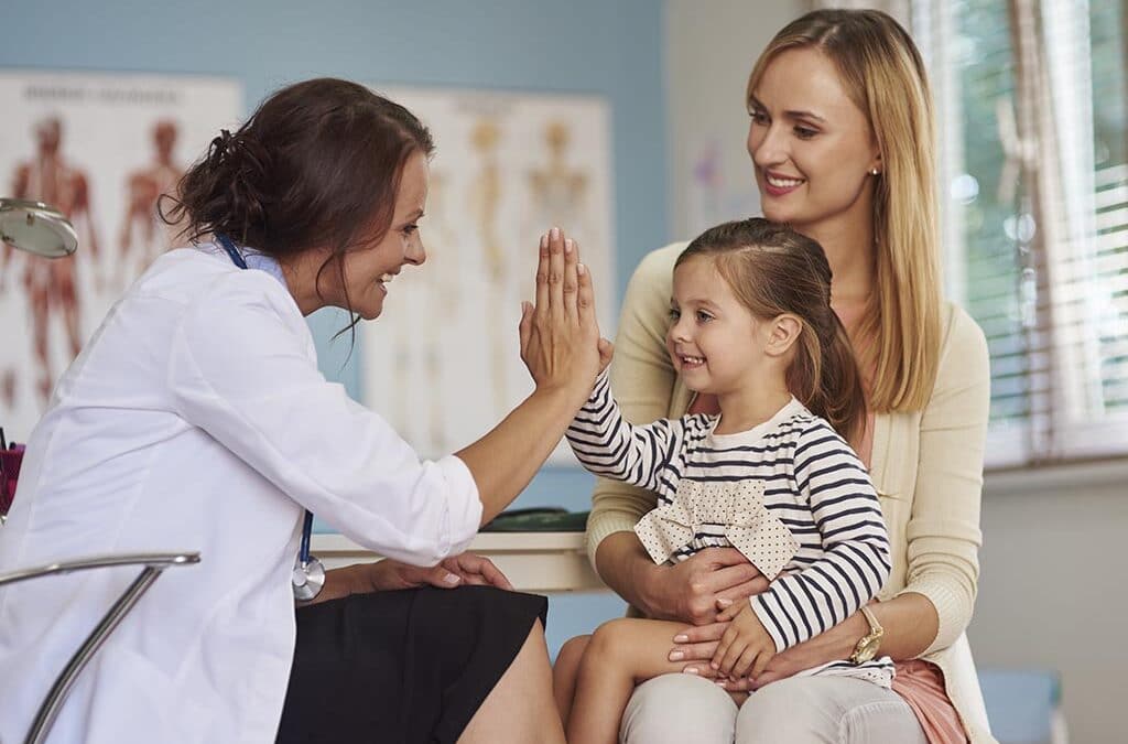 What is the exact difference between family medicine and internal medicine